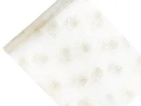 Witte tafelloper met goudopdruk, lengte 9 meter