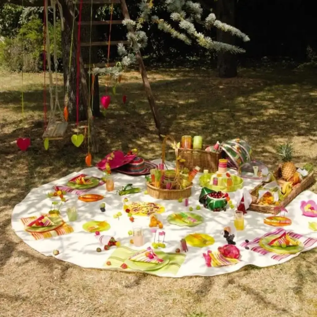 Rond wit non-woven tafelkleed ø240cm