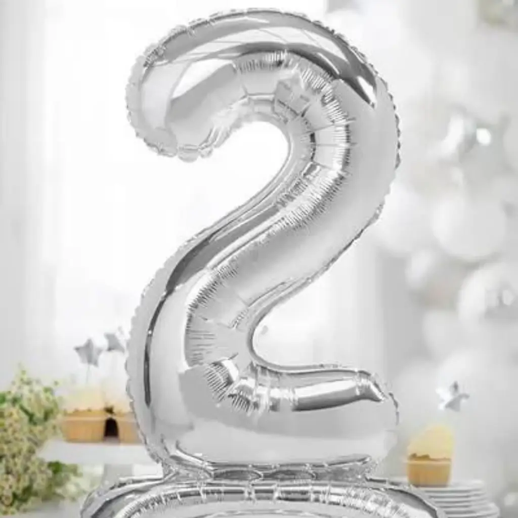 Nummer 2 verjaardagsballon + Zilveren Standaard 70cm