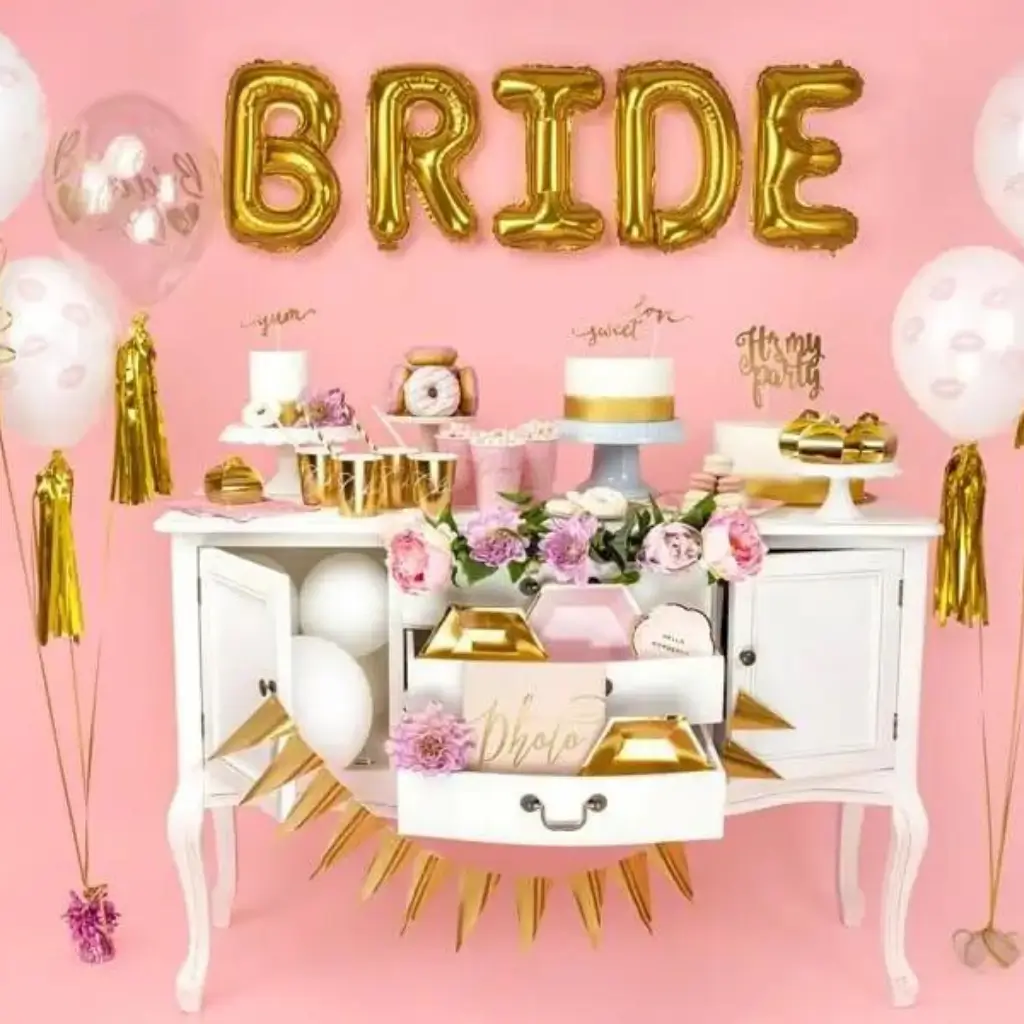 6 transparante ballonnen met opschrift BRIDE TO BE Gold