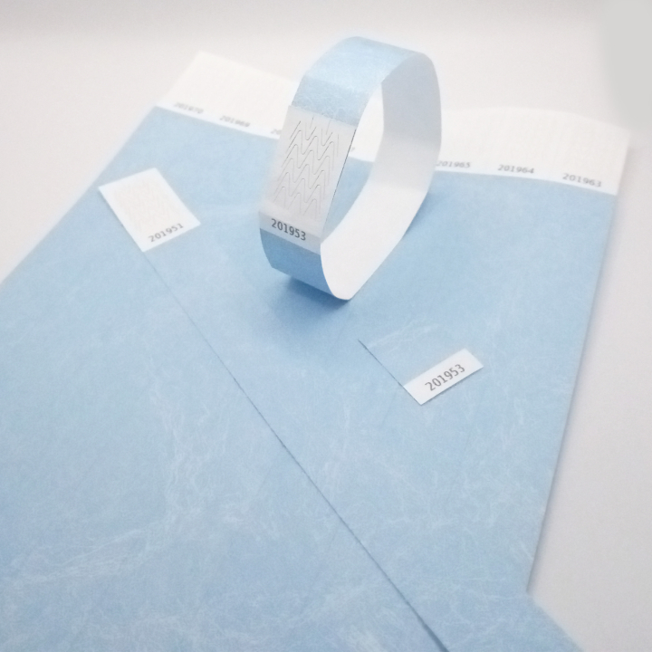 Tyvek® polsbandje lichtblauw papier zonder markering