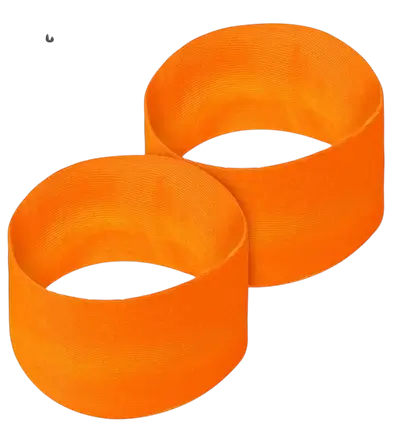 Paar fluorescerende oranje manchetten
